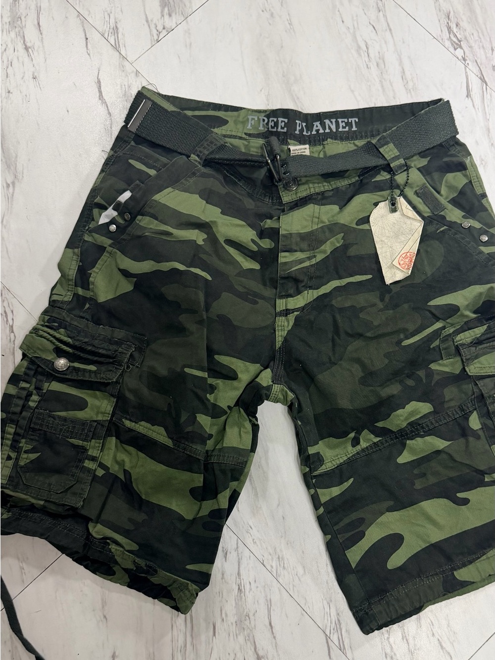 Free Planet Men's Green Camo Cargo Shorts with Belt